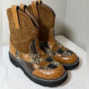 Ariat FATBABY Size 8.5 Patchwork Ostrich Snake Ankle Boot Western Cowboy EUC